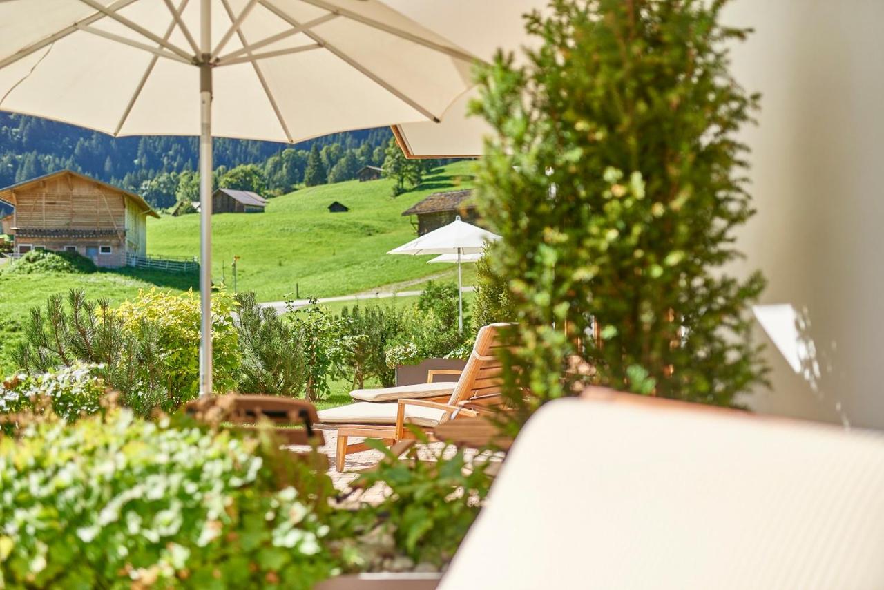 Aspen Alpine Lifestyle Hotel Grindelwald Exterior photo